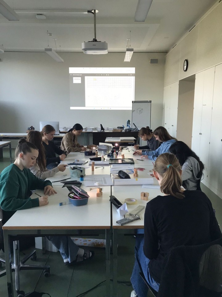 16e5e71c 71c4 42e4 8d4a bc7279cde186