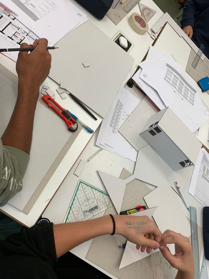 4e027a83 24c4 483a 80f3 25ca35286bab