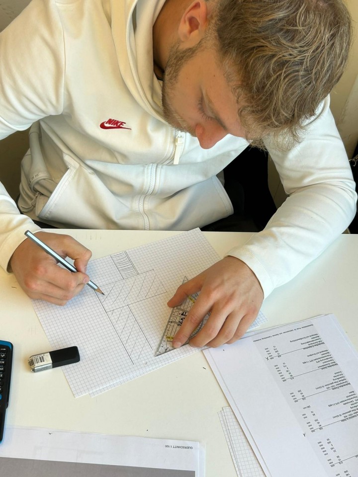 437ebc66 aa18 4cb5 9e28 cef00a9be27a