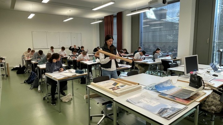 562f92b3 d9e1 4aa0 8292 aef39f10e93d