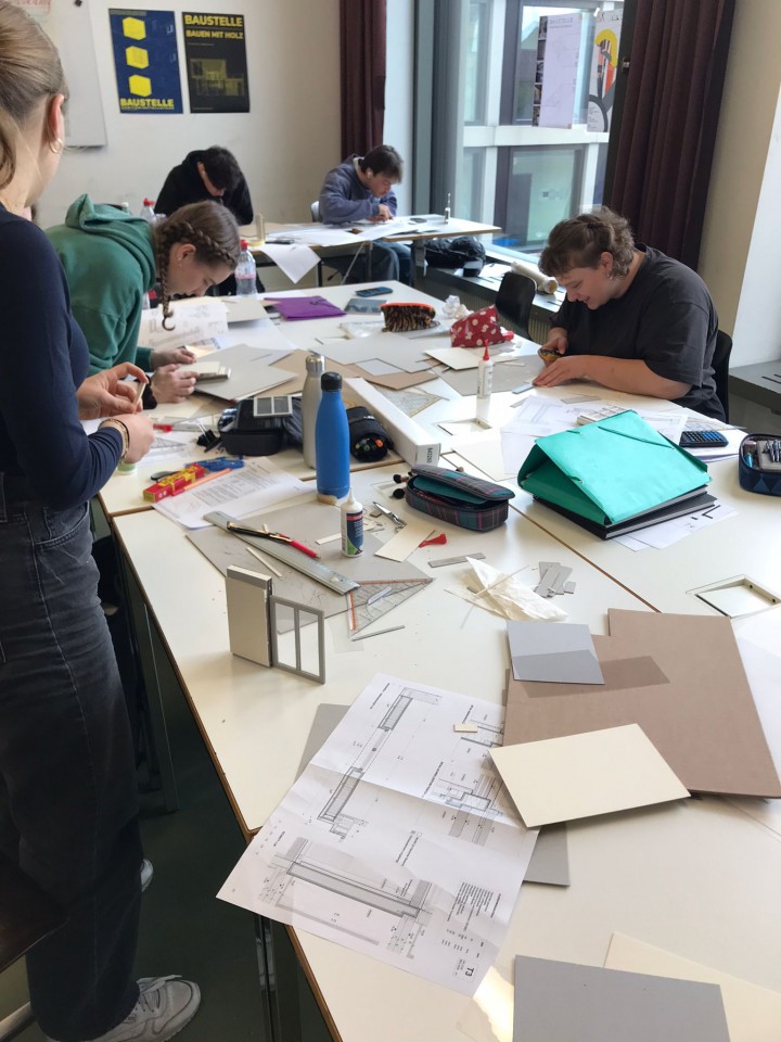 PHOTO 2024 10 09 18 22 06