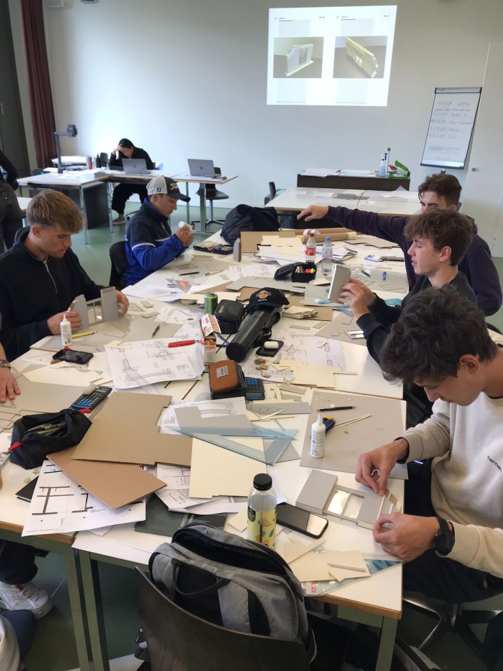 PHOTO 2024 10 09 18 22 14 1 1