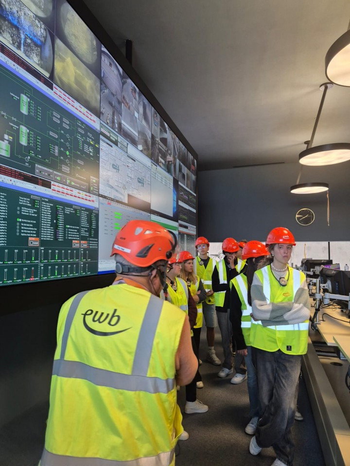 PHOTO 2025 10 09 16 33 14 4