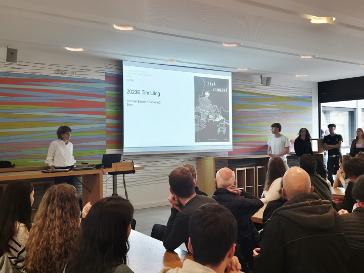 PHOTO 2025 10 09 19 04 09