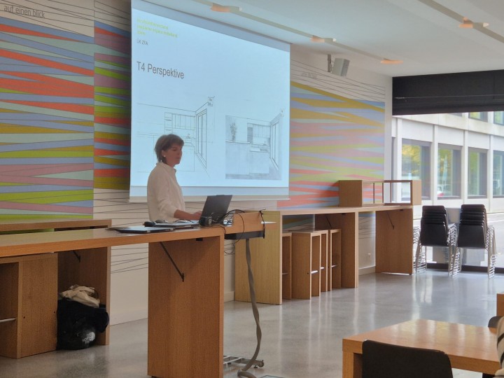 PHOTO 2025 10 09 19 04 11 4